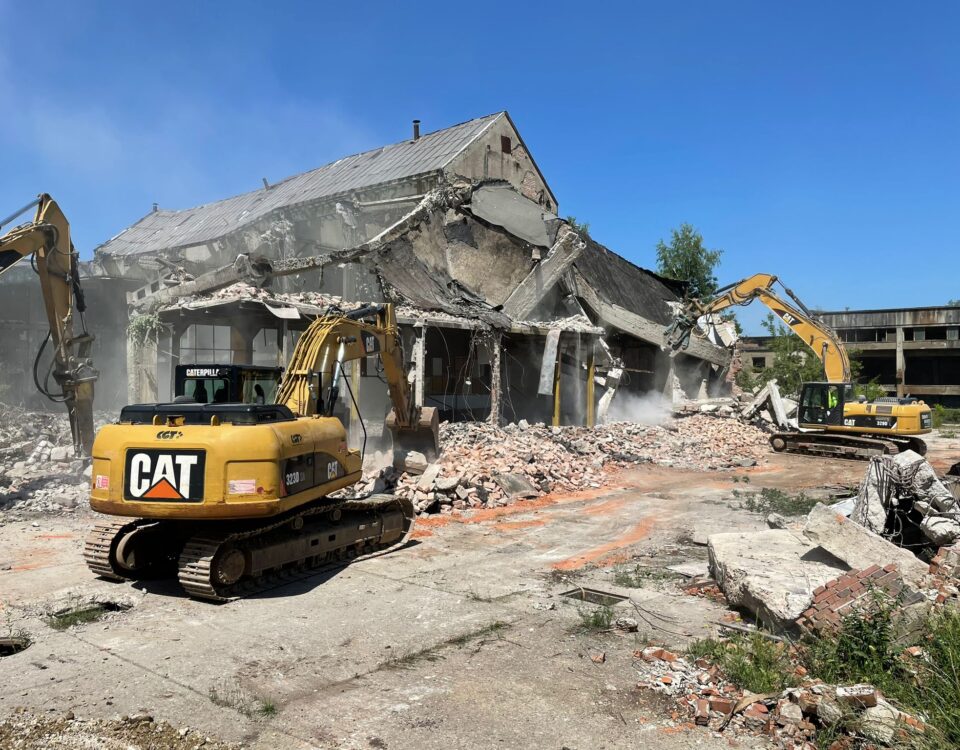demolare cladiri fabrica MARUB Brasov