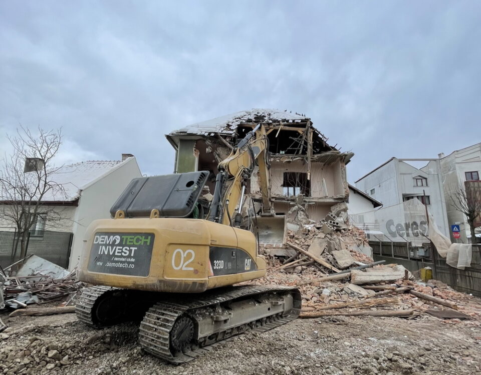 Demolare Casa de locuit Brasov